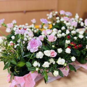 今月のフラワー教室と、シーズンクラフトイメージ